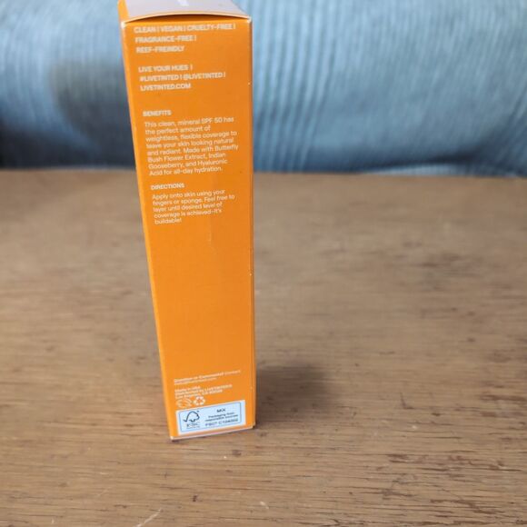 NEW Live Tinted Hueguard TINT Skin Tint SPF 50 1.35 OZ. *SHADE 09* - Picture 2 of 6